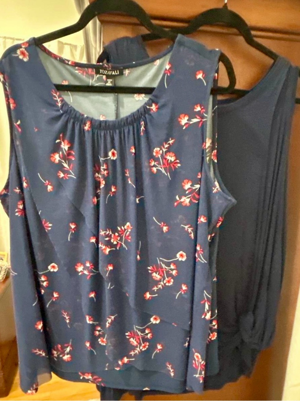 Women’s Plus Size Navy Sleeveless Top Bundle XL/2X | Roz & Ali + WeSport